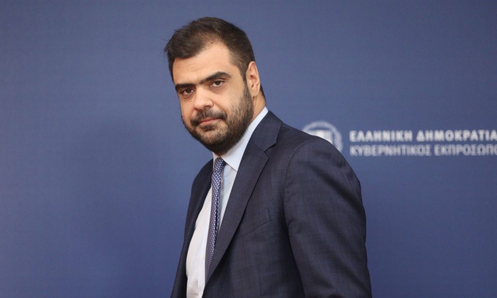 Μαξίμου για εσωκομματικά πυρά για την εξωτερική πολιτική