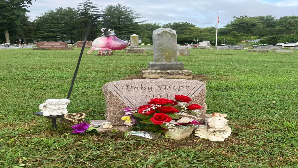 Αγγλία: Mετά από 30 χρόνια εξιχνιάστηκε η δολοφονία του νεογέννητου που βρέθηκε νεκρό σε κάδο