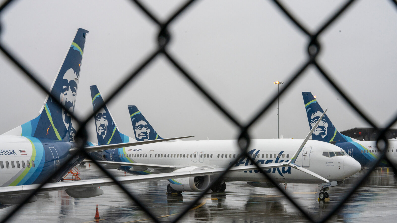Αναστολή πτήσεων στην Alaska Airlines λόγω τεχνικού προβλήματος σε όλα τα συστήματα πληροφορικής