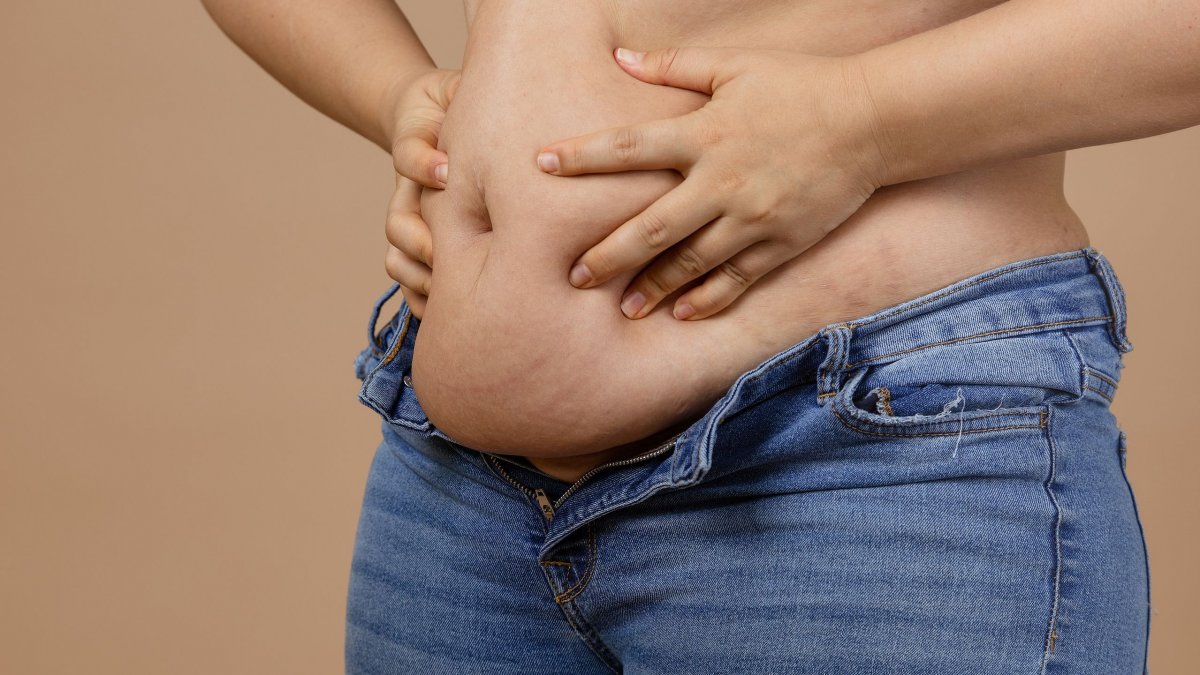 Το βότανο που βοηθάει στην μείωσή του σπλαχνικού λίπους, σύμφωνα με διαιτολόγους