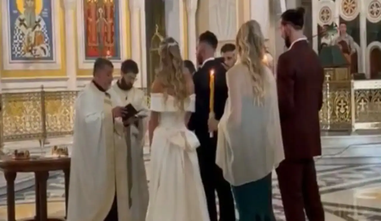 Ενώθηκαν με τα «δεσμά» του γάμου σε ορθόδοξη εκκλησία ο Λούκα Βιλντόζα και η Μιλίτσα Τάσιτς (βίντεο)