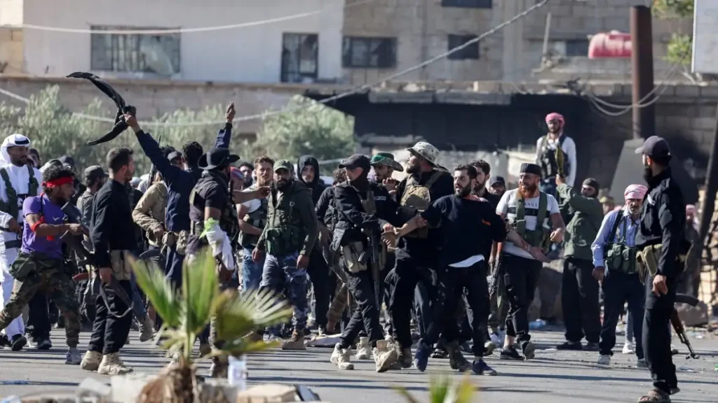 Πάνω από 1.100 οι νεκροί στη Συρία λόγω των πρόσφατων σφοδρών συγκρούσεων