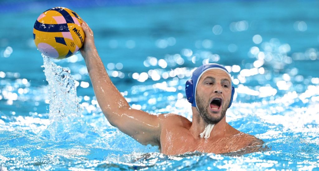 Αρχηγός Εθνικής πόλο Ν.Γενηδουνιάς: «Πρέπει να μείνουμε συγκεντρωμένοι για τον μικρό τελικό»