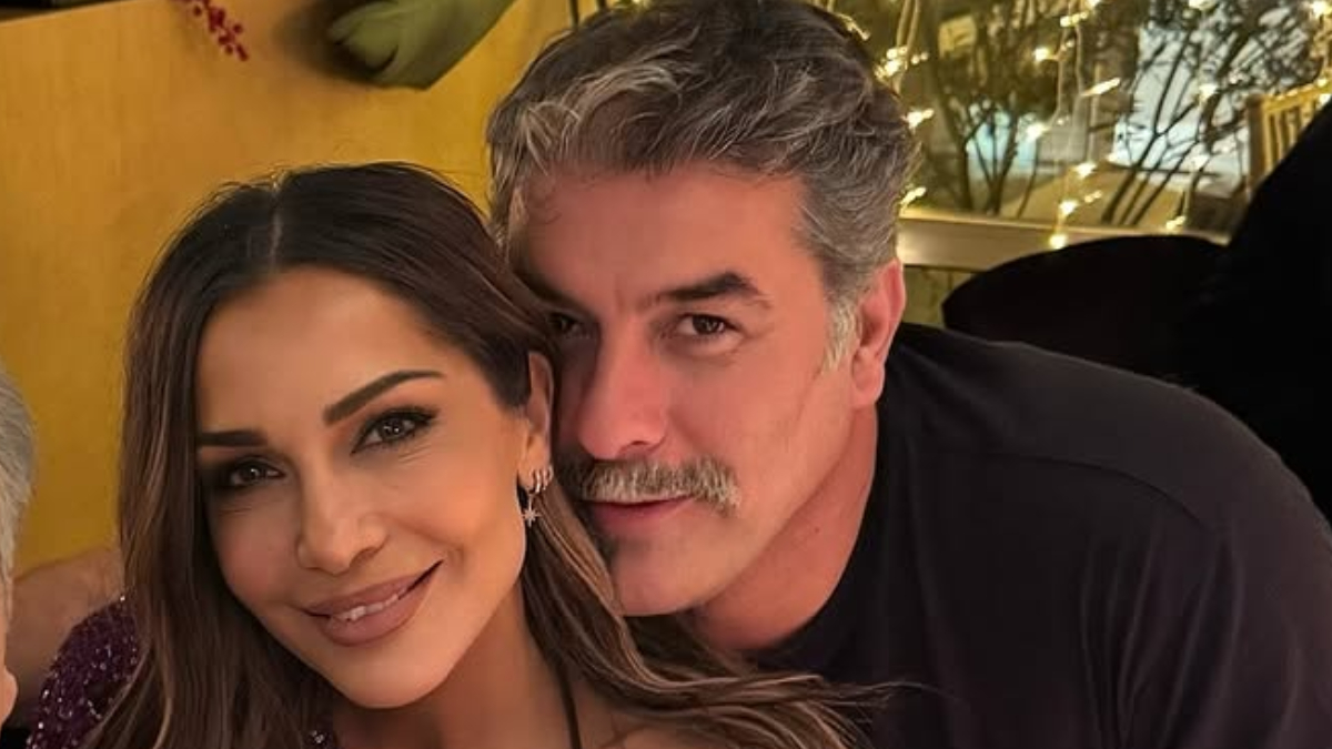 Η τρυφερή ανάρτηση του Β.Μπισμπίκη για τα 56α γενέθλια της Δ.Βανδή (φωτο)