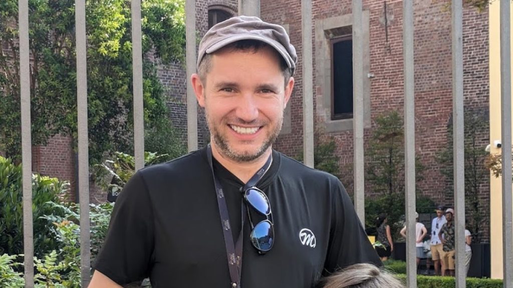 Η ανακοίνωση της οικογένειας του Πολωνού καθηγητή για την δολοφονία του στην Αγία Παρασκευή