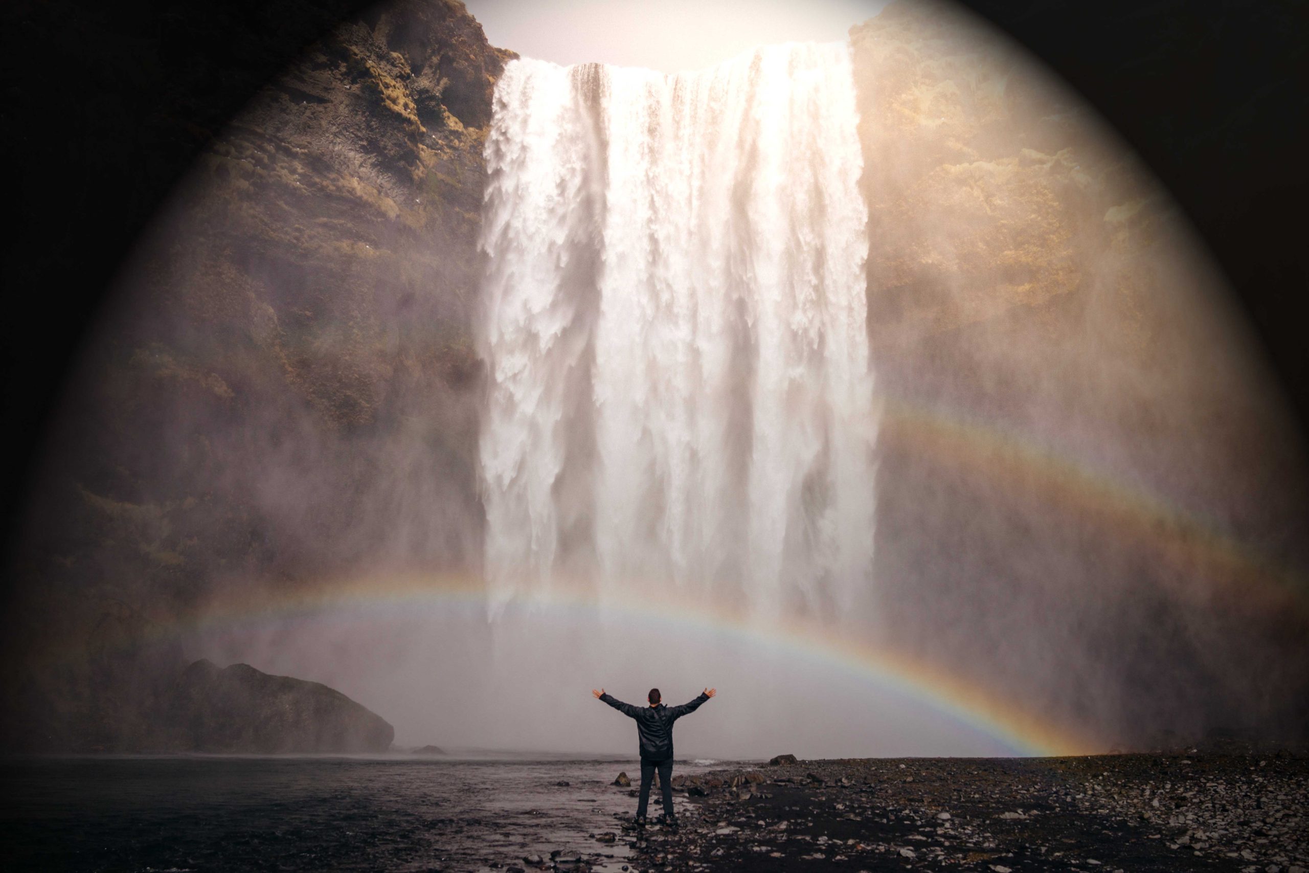 «Υπήρχε μυρωδιά καπνού»: Τι αποκαλύπτει πως είδε γυναίκα που έφτασε πολύ κοντά στον θάνατο