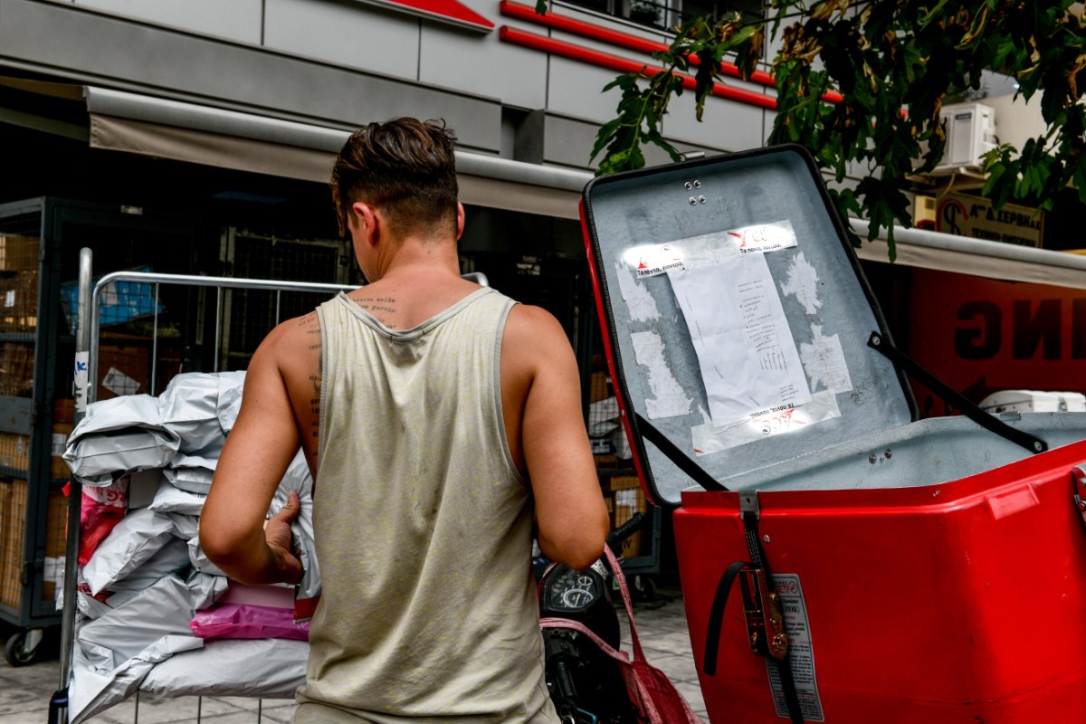 Καύσωνας: Τα μέτρα που ισχύουν σήμερα για τους εργαζόμενους