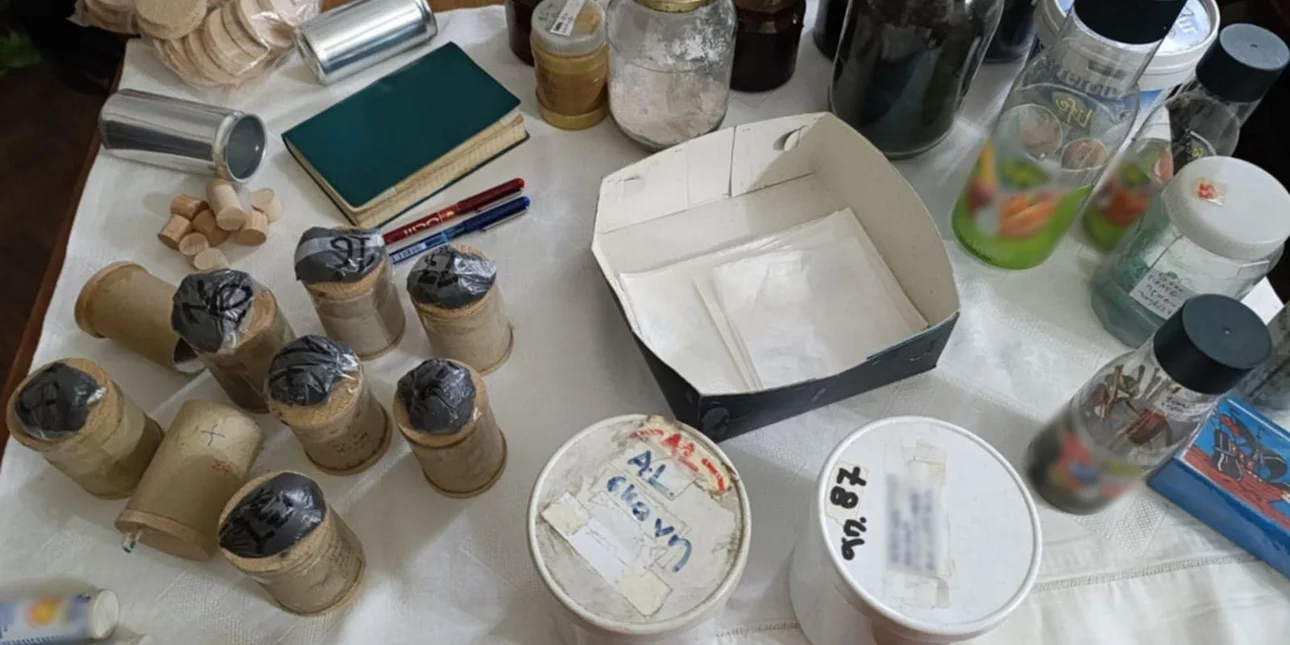 Συνελήφθη 81χρονος που εκτόξευε ρουκέτες σε πολυκατοικία στη Θεσσαλονίκη – Κατασχέθηκαν πάνω από 13 κιλά πυρίτιδας