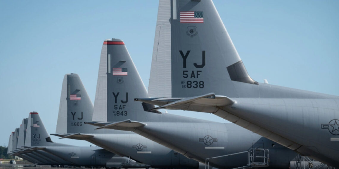 Το Βιετνάμ διαπραγματεύεται την αγορά C-130 και ελικοπτέρων με την Lockheed Martin