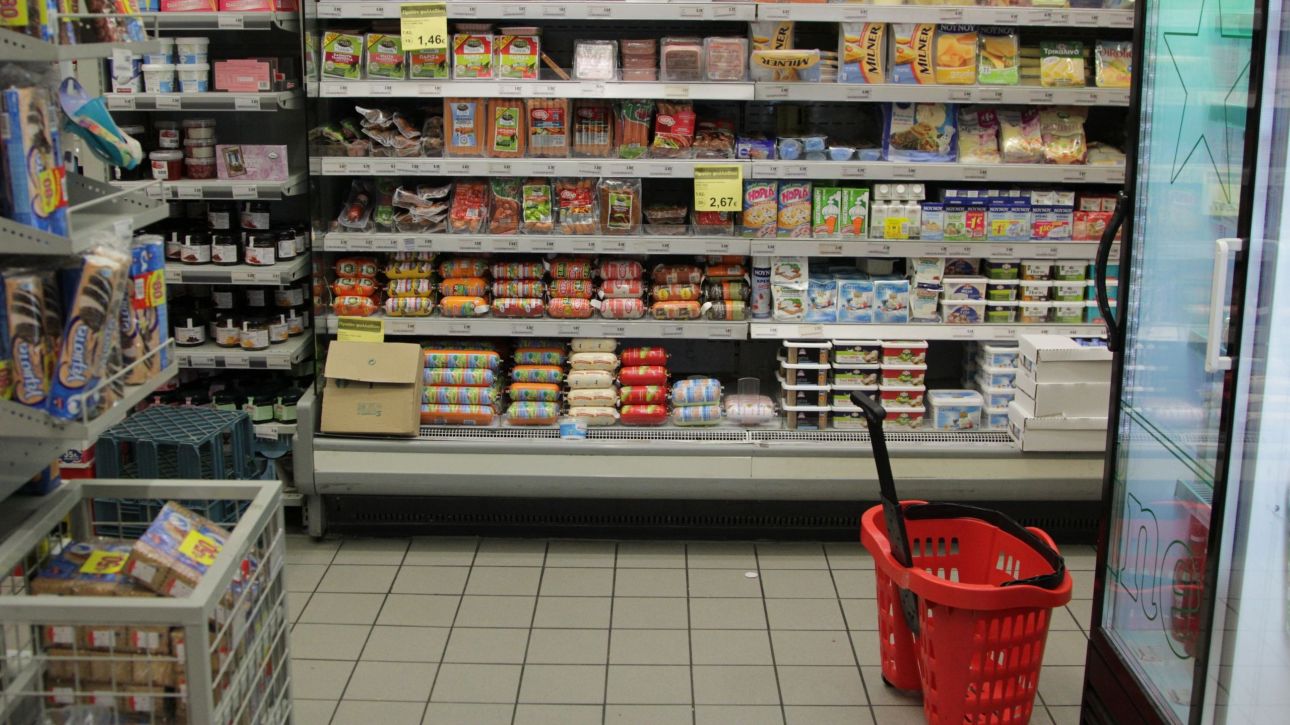 Θεσσαλονίκη: Συνελήφθησαν δύο άνδρες που απειλούσαν υπαλλήλους σούπερ μάρκετ με σύριγγες