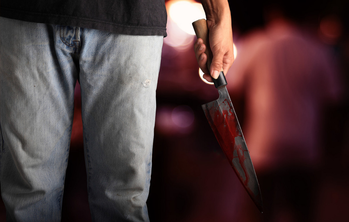 Τρόμος για 82χρονη στα Εξάρχεια: Πήγε να πετάξει τα σκουπίδια της και τη μαχαίρωσε 45χρονος γείτονας!