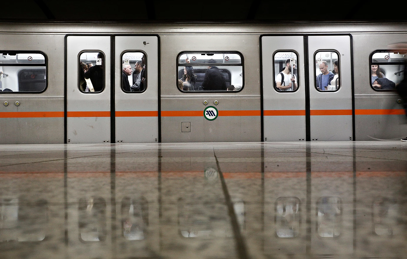 Αδιαθεσία οδηγού στη Γραμμή 1 του μετρό: Η ανακοίνωση της ΣΤΑ.ΣΥ για το συμβάν