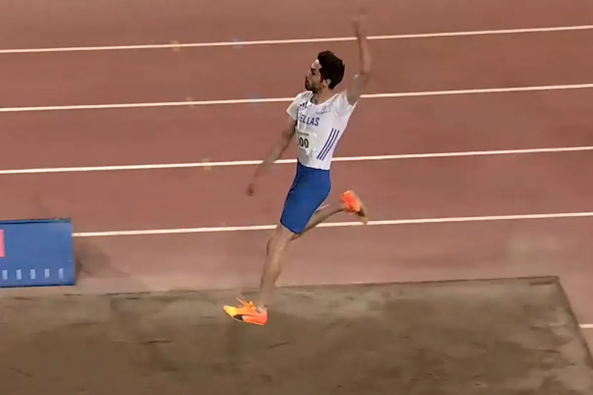«Χρυσός» ο Μ.Τέντογλου – «Πέταξε» στα 8.07μ και ανέβηκε στην κορυφή στο Βαλκανικό πρωτάθλημα