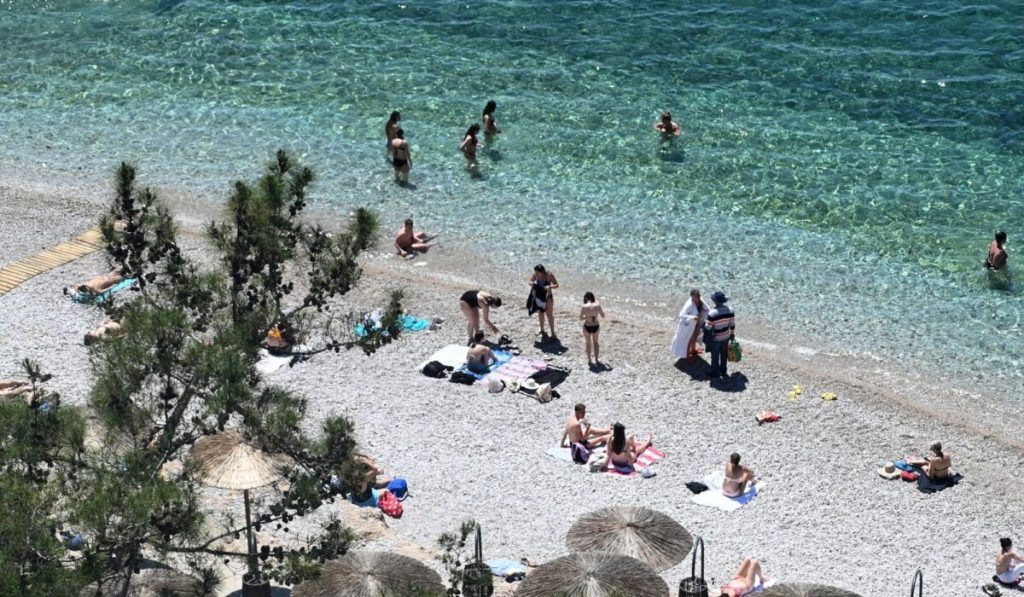 Ο καιρός σήμερα: Συνεχίζονται οι υψηλές θερμοκρασίες – Αναλυτικά η πρόγνωση της ΕΜΥ