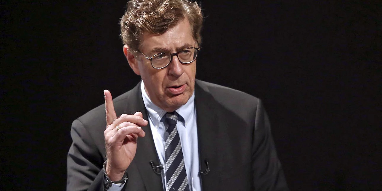 Ο Κ.Συνολάκης λέει ότι οι πολίτες πρέπει «να μάθουν να ζουν με τις πυρκαγιές» και να γίνονται εθελοντές