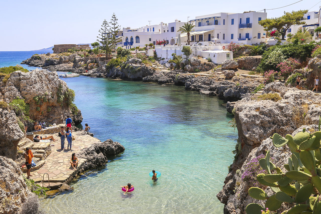 Guardian: Αυτά είναι τα 10 καλύτερα νησιά της Ευρώπης για ήρεμες διακοπές – Ποιο ελληνικό βρίσκεται ανάμεσά τους