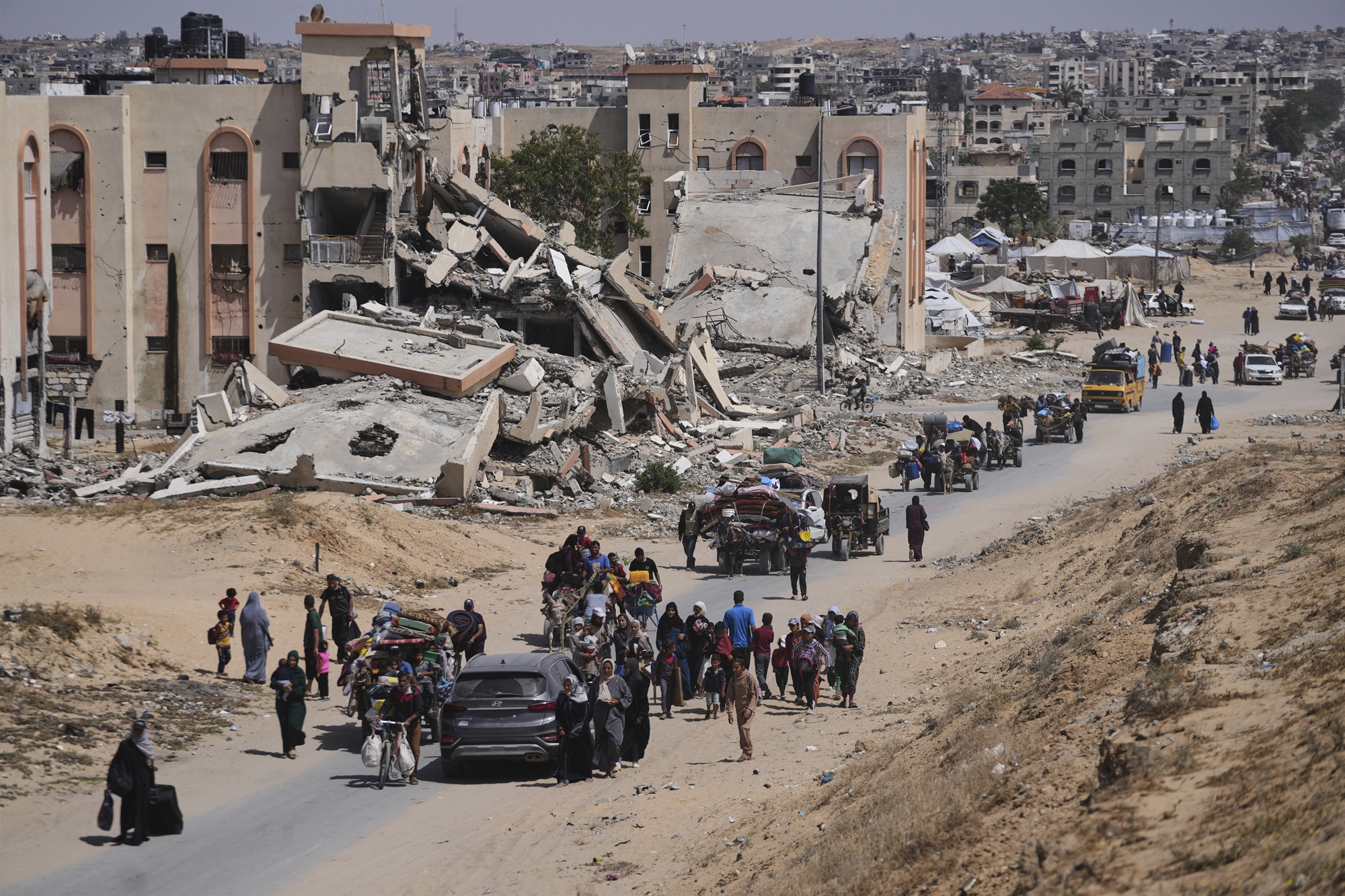 Γάζα: Τουλάχιστον 12 νεκροί από ισραηλινό βομβαρδισμό στην Χαν Γιούνις