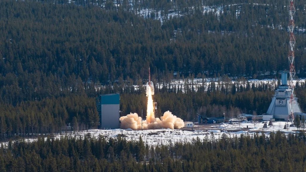 Σουηδία και Νορβηγία ανταγωνίζονται να πετύχουν την πρώτη εκτόξευση δορυφόρου από ευρωπαϊκό έδαφος
