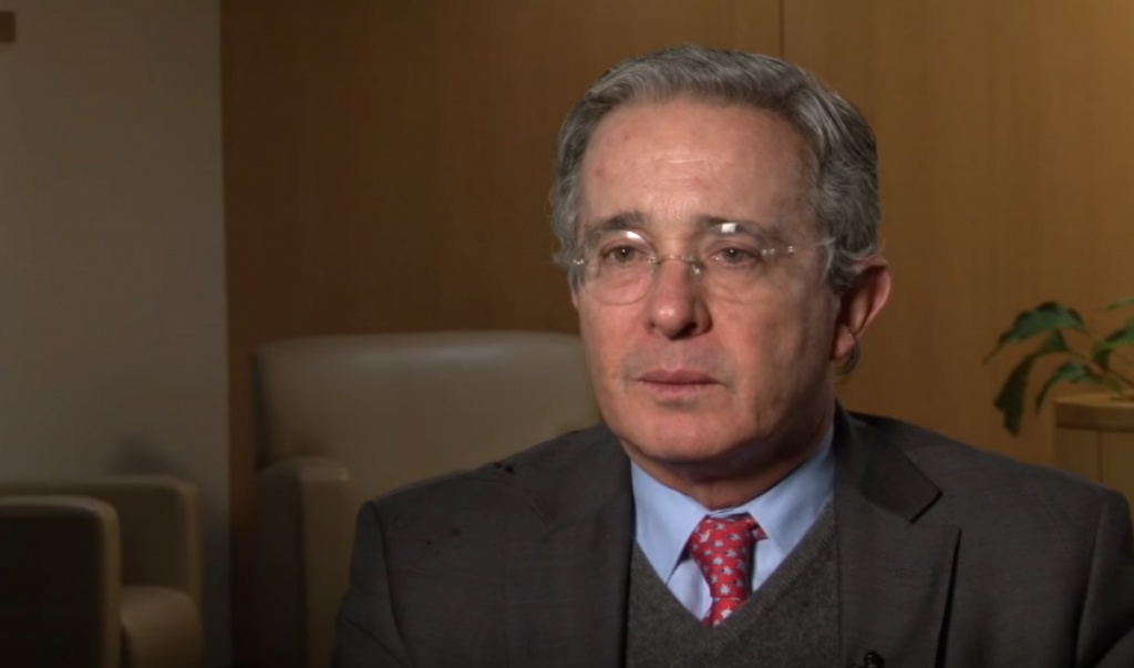 Kολομβία: Ένοχος στη δίκη του για επηρεασμό μαρτύρων o πρώην πρόεδρος της χώρας Α.Ουρίμπε