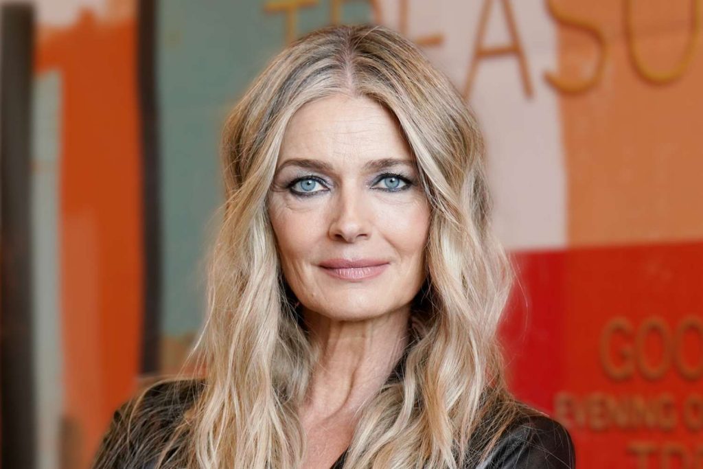 Π.Πορίζκοβα: Ποζάρει στα 60 της με μπικίνι και δείχνει πώς είναι το σώμα της χωρίς φίλτρα – «Αυτή είμαι εγώ»