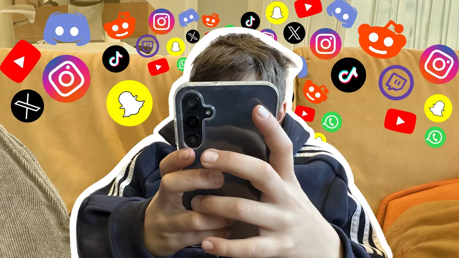 «Γκουρού» της τεχνολογίας αποκαλύπτει γιατί πρέπει να «καθαρίζουμε» την οθόνη του κινητού