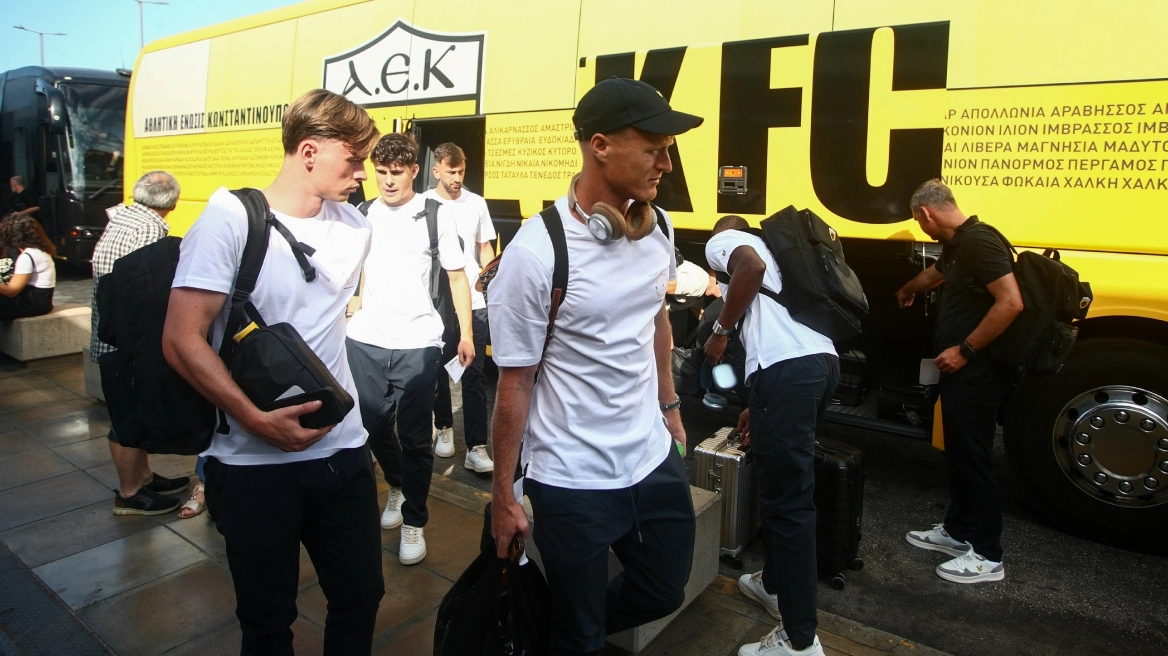 Αναχώρησε για την Ουγγαρία η ΑΕΚ για την ρεβάνς με την Χάποελ Μπερ Σεβά