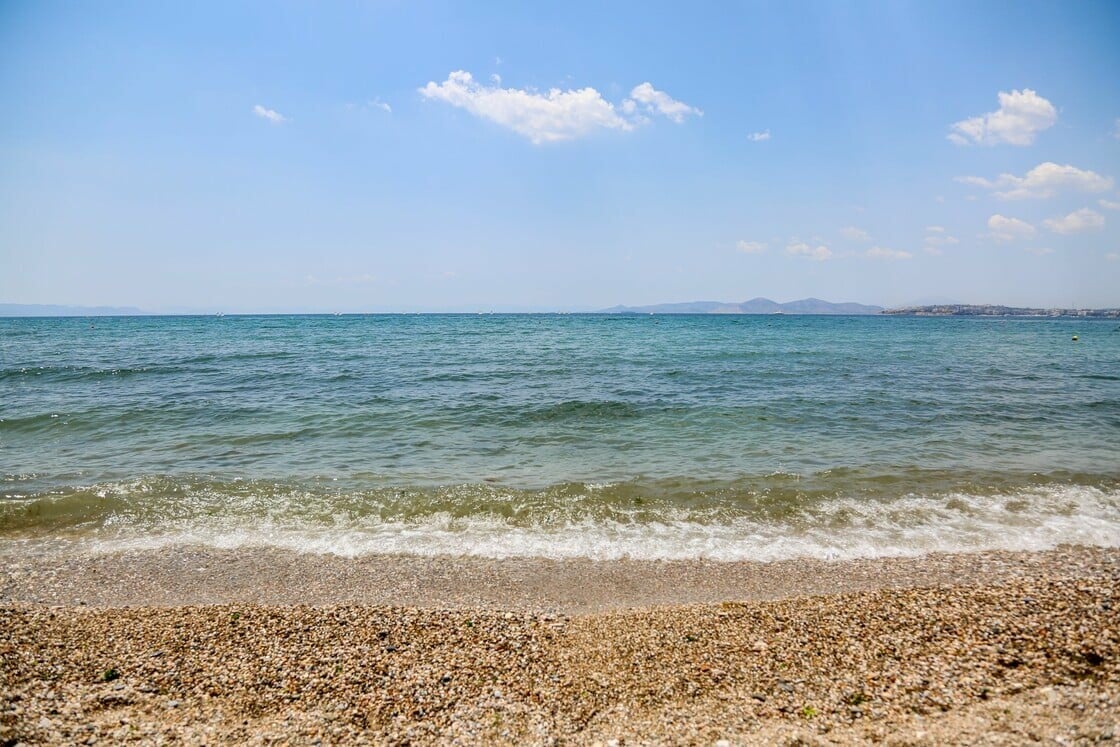 Συνεχίζονται οι έρευνες για το παιδί που βρέθηκε νεκρό στο Παλαιό Φάληρο -Πώς ψάχνουν απαντήσεις από το μαγιό 