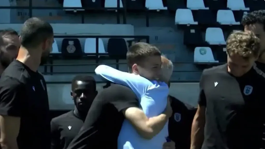 Συνάντηση Κωνσταντέλια με Ι.Σαββίδη: Σε καλό κλίμα οι συνομιλίες – Προς παραμονή ο Έλληνας μεσοεπιθετικός