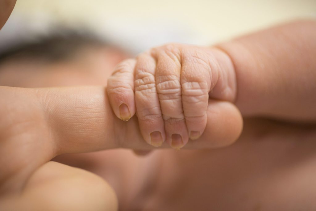 Aγοράκι γεννήθηκε στο Οχάιο από έμβρυο που παρέμεινε κατεψυγμένο πάνω από 30 χρόνια – Συνέβη για πρώτη φορά