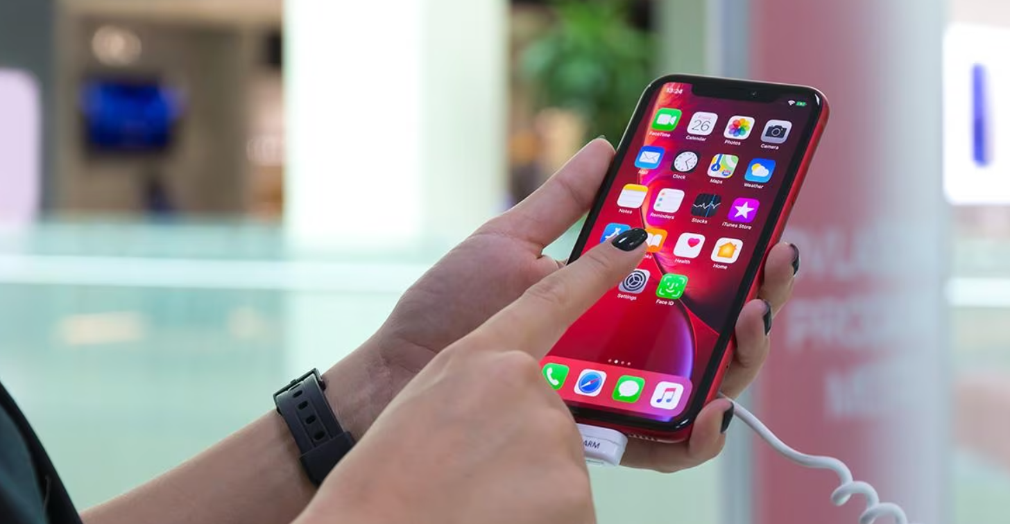 Πώς μπορείτε να εντοπίσετε το κινητό σας ακόμα και αν σβήσει από μπαταρία