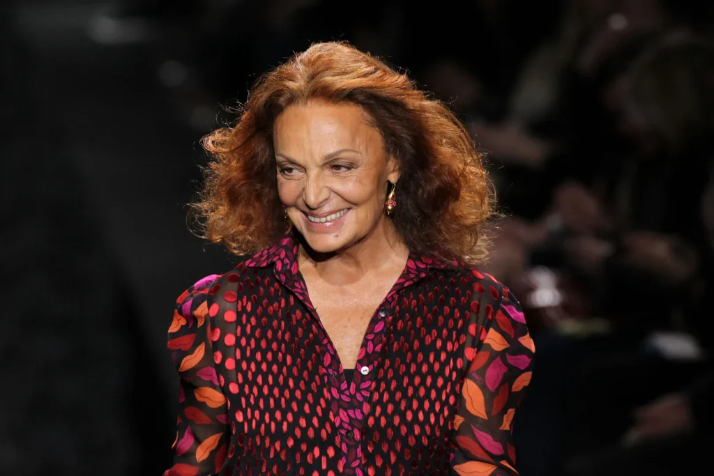 Diane von Furstenberg: Αυτά είναι τα δύο ελληνικά νησιά που επέλεξε η γνωστή σχεδιάστρια μόδας για τις διακοπές της