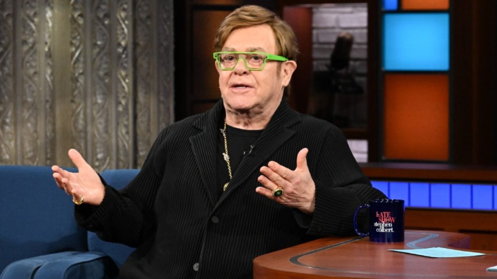 Έλτον Τζον για τα 35 χρόνια νηφαλιότητάς του από το αλκοόλ και την κοκαΐνη: «Ευγνώμων για αυτή την μέρα» (φωτο)