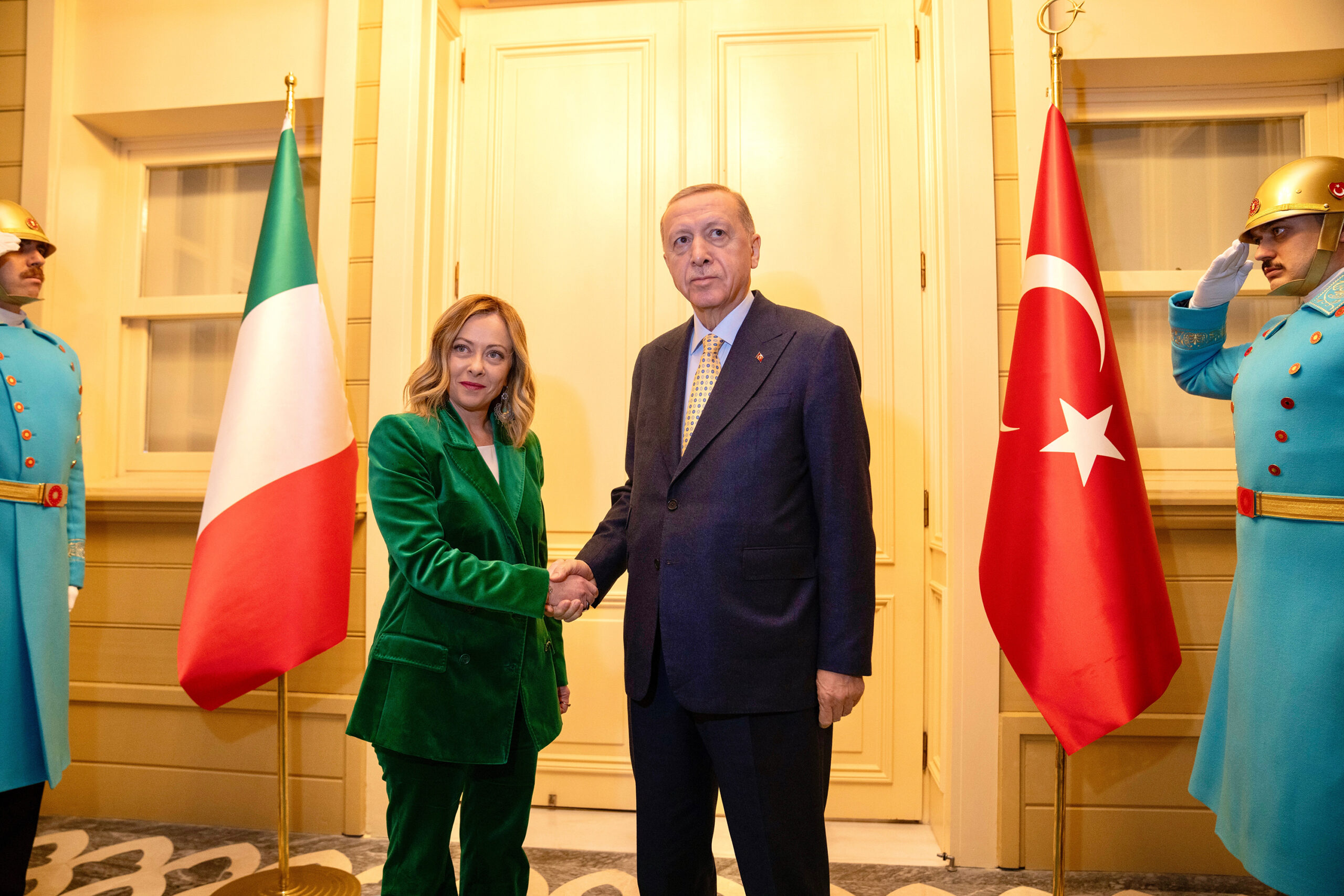 Η ανακοίνωση της Μελόνι για την τριμερή Ιταλίας-Τουρκίας-Λιβύης: «Ενίσχυση της συνεργασίας»