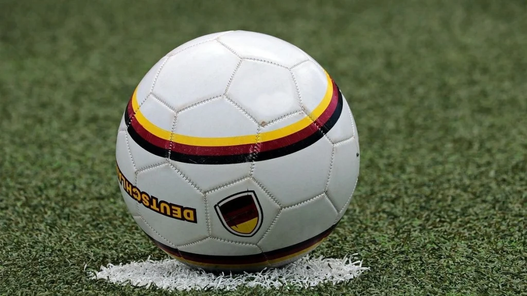 Πότε θα αρχίσουν τα μεγάλα πρωταθλήματα – Δείτε ποιες ομάδες είναι φαβορί για τον τίτλο