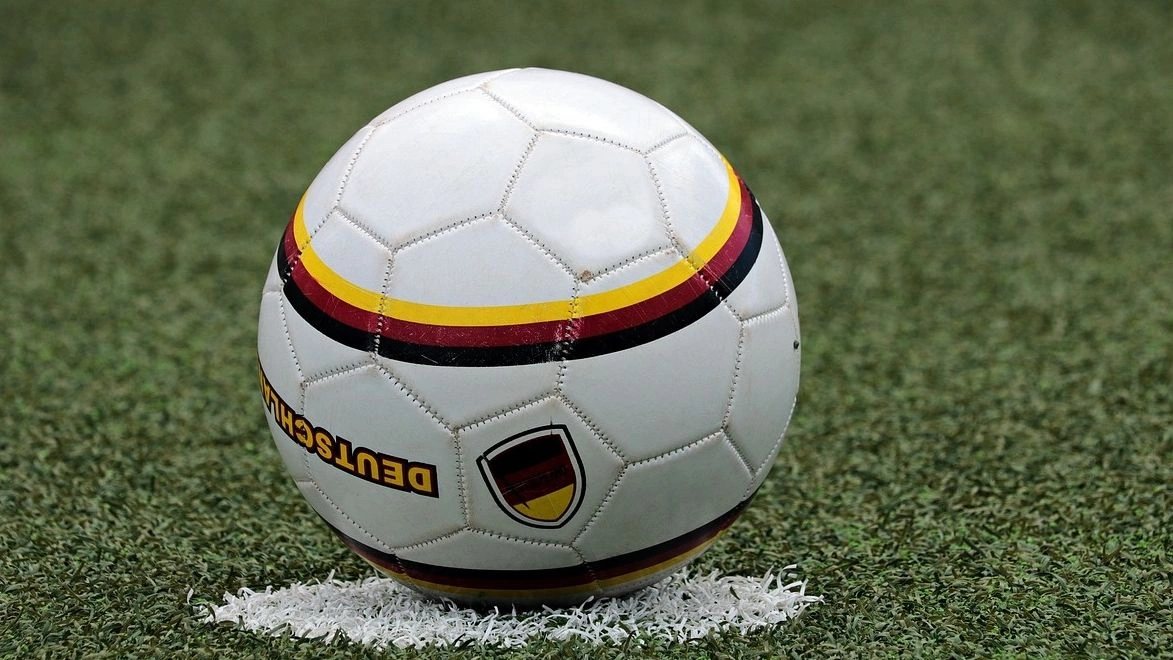 Πότε θα αρχίσουν τα μεγάλα πρωταθλήματα – Δείτε ποιες ομάδες είναι φαβορί για τον τίτλο