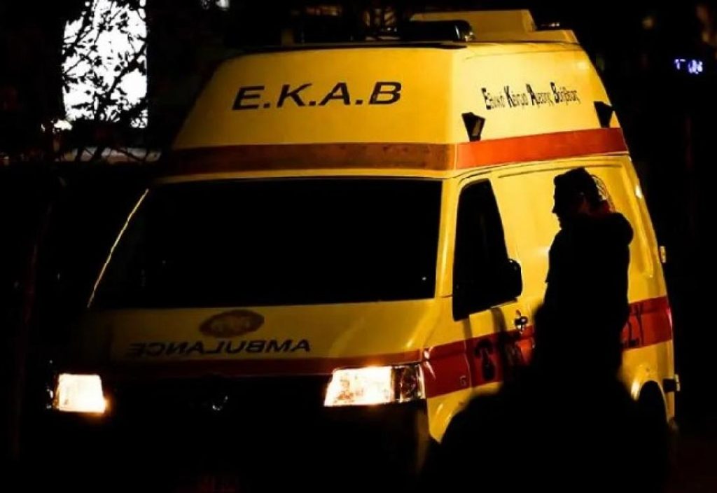 Ιεράπετρα: Μοτοσικλέτα παρέσυρε 20χρονη τουρίστρια – Με σοβαρό τραύμα στο κεφάλι μεταφέρθηκε στο νοσοκομείο