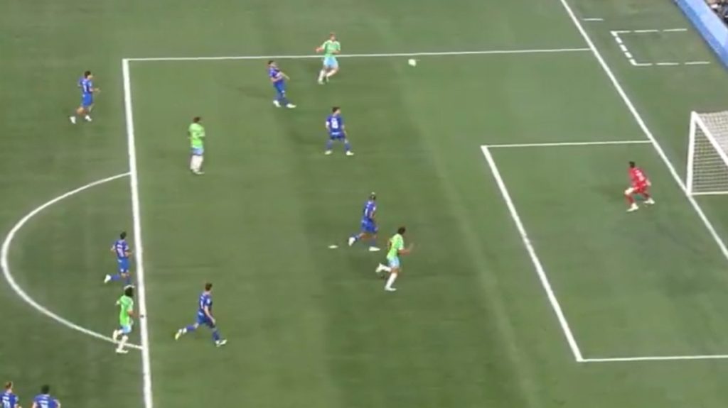 Σιάτλ Σάουντερς: Δείτε το ασύλληπτο γκολ του Πέδρο Ντε Λα Βέγκα εναντίον της Κρουζ Αζούλ (βίντεο)