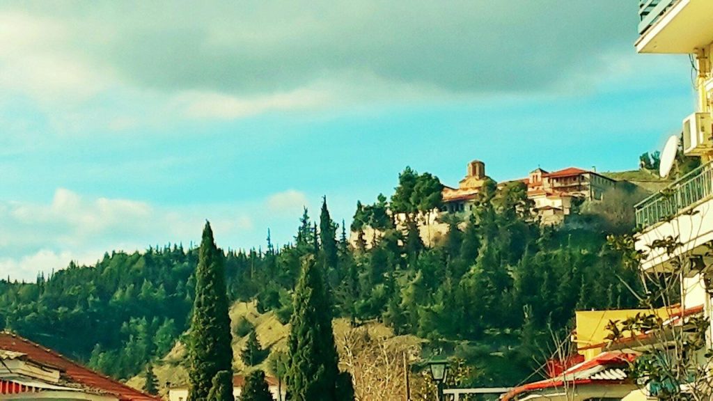 Λάρισα: Αυτό είναι το χωριό που ξεκουράζει το μάτι και γεμίζει τα πνευμόνια με καθαρό αέρα