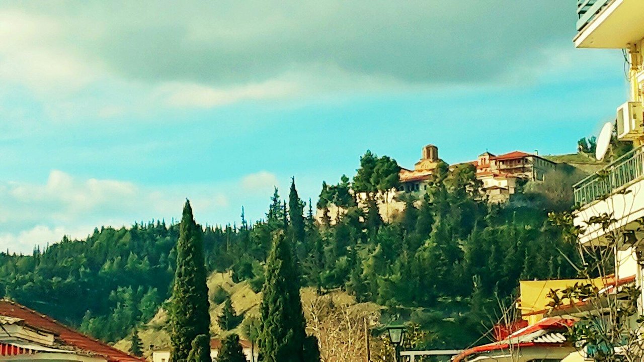 Λάρισα: Αυτό είναι το χωριό που ξεκουράζει το μάτι και γεμίζει τα πνευμόνια με καθαρό αέρα