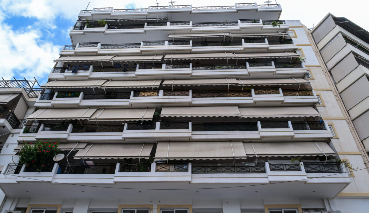 Παλαιό Φάληρο: Στην 3χρονη ανήκουν οι κηλίδες αίματος που εντοπίστηκαν στο σπίτι της οικογένειας