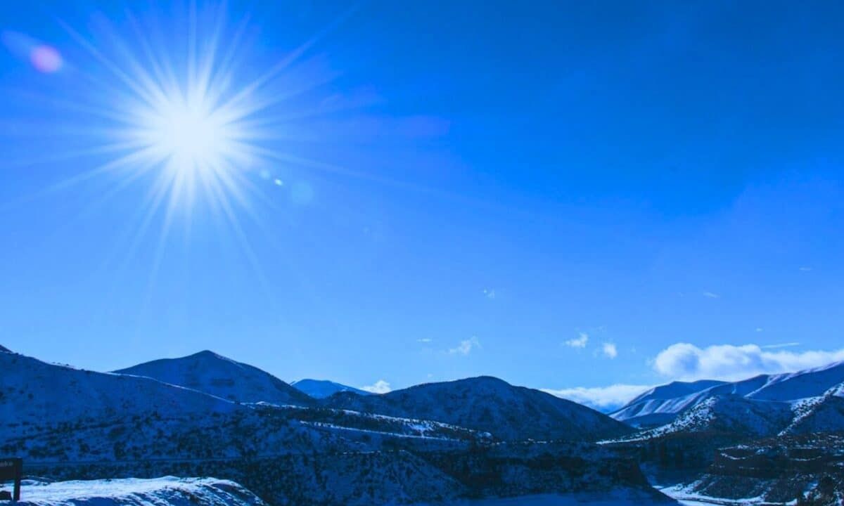 Το 1831 ο ήλιος έγινε μπλε για μήνες – Επιστήμονες αποκάλυψαν το γιατί