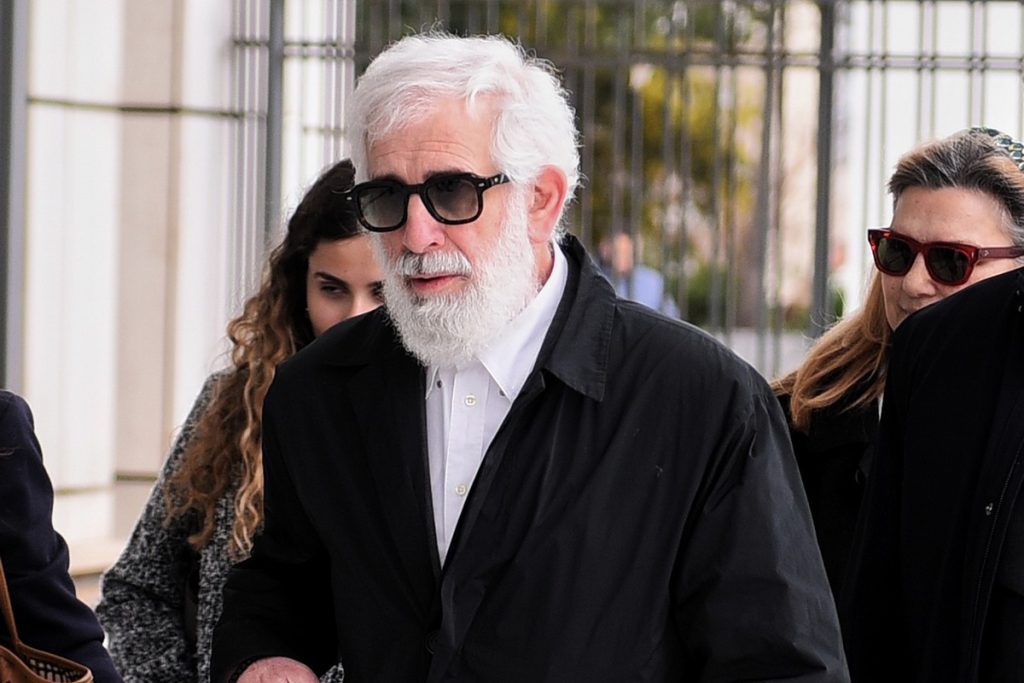 Π.Φιλιππίδης για τη φωτιά στο σπίτι του: «Μου χτύπησαν το κουδούνι και είπαν ότι είχε φλόγες στο μπαλκόνι»