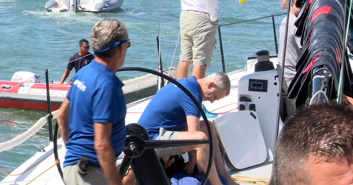 Παρά λίγο ατύχημα για τον βασιλιά Φελίπε σε ιστιοπλοϊκό αγώνα -Πανί έπεσε μόλις εκατοστά από το κεφάλι του (βίντεο)