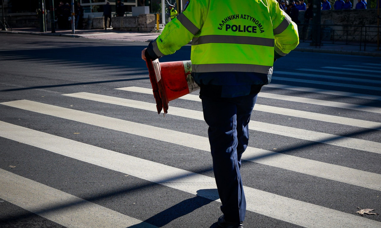 Κυκλοφοριακές ρυθμίσεις στο Γκύζη: Κλειστή η οδός Αμφείας λόγω θραύσης αγωγού της ΕΥΔΑΠ