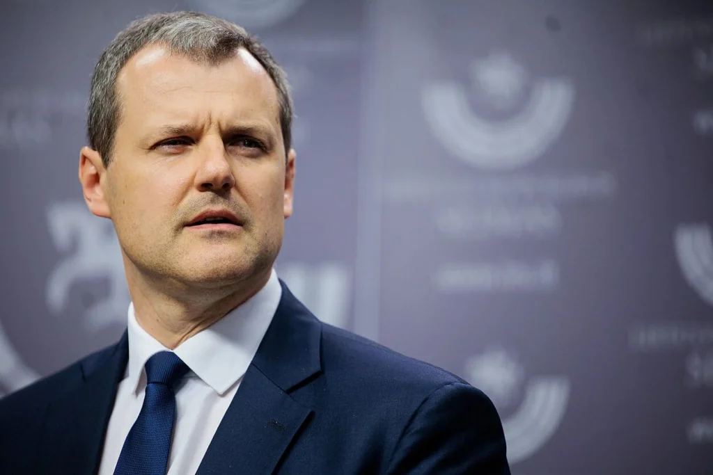 Πολιτικός «αναβρασμός» στη Λιθουανία: Παραιτήθηκε η κυβέρνηση – Αναλαμβάνει υπηρεσιακός πρωθυπουργός ο ΥΠΟΙΚ