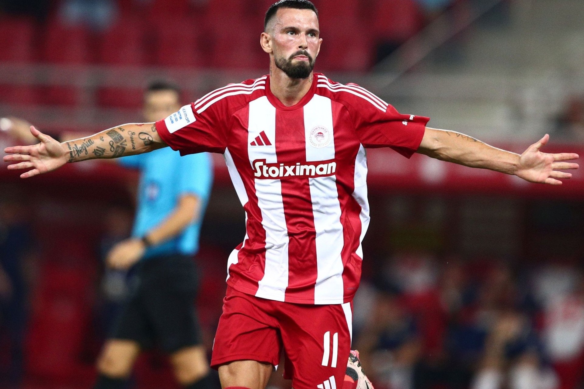 Σε ομάδα «έκπληξη» έκλεισε ο Βέλντε του Ολυμπιακού – Πόσα χρήματα θα βάλουν στα ταμεία τους οι «ερυθρόλευκοι»