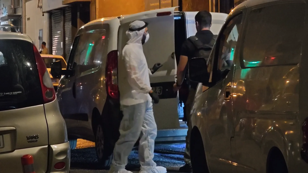 Έκρηξη σε καφετέρια στον Άγιο Παντελεήμονα: Τραυματίστηκαν δύο Ρουμάνοι θαμώνες του καταστήματος