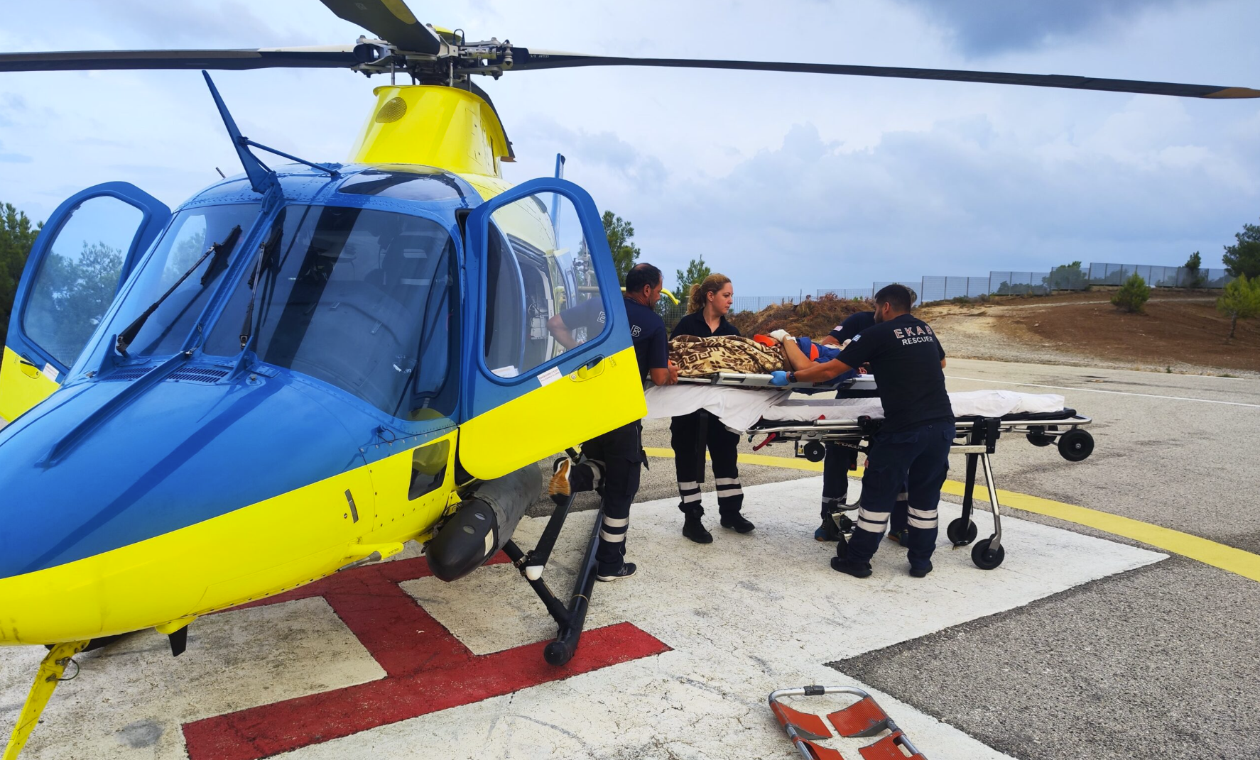 Επείγουσα αεροδιακομιδή 14χρονης από Κεφαλονιά στην Πάτρα – Γιατροί δίνουν μάχη στο Καραμανδάνειο