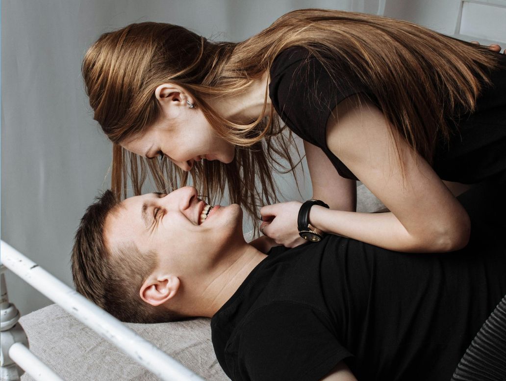 Νέα έρευνα αποκαλύπτει πώς άνδρες και γυναίκες αξιολογούν το σεξουαλικό παρελθόν των πιθανών συντρόφων τους