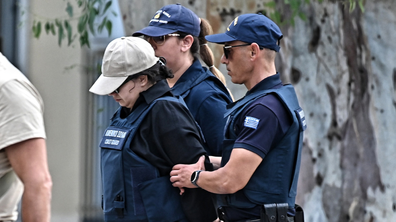 Η περιγραφή της Αλγερινής για τον θάνατο του τρίχρονου παιδιού: «Την θεώρησα νεκρή και την πήγα στην θάλασσα»